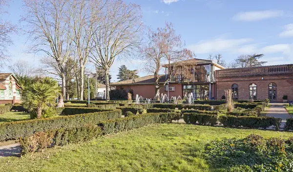 Abri Piscine Sur Mesure Installation abri de piscine Castelginest